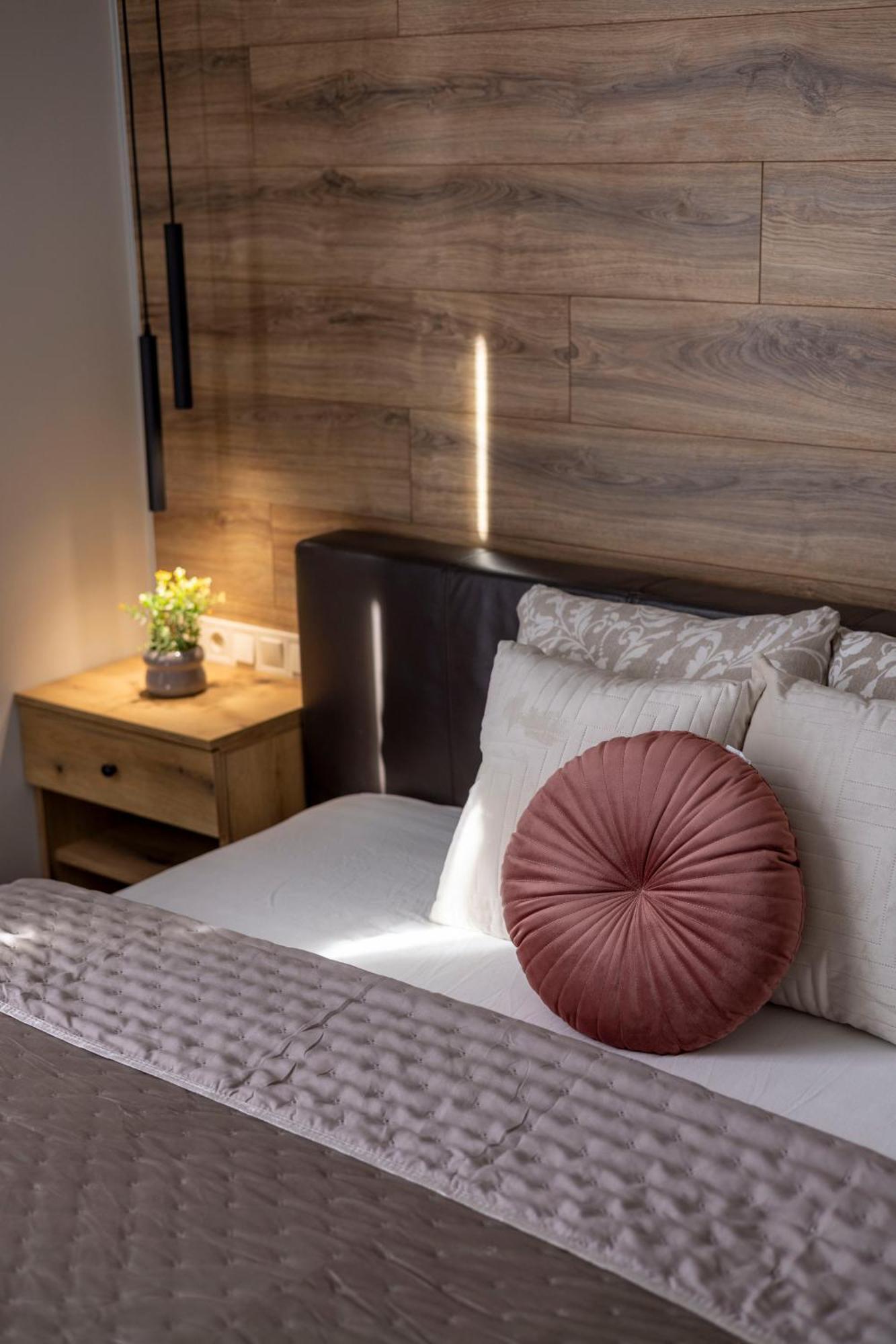 Exclusive Stylish Suite By Prestige Homes Next To The Oktogon Budapest Exterior photo
